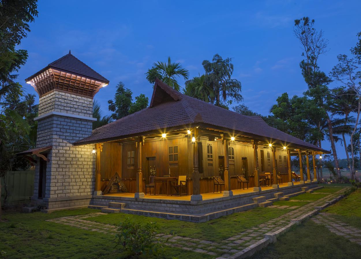 Kuttichira Heritage Home Alappuzha Exterior foto